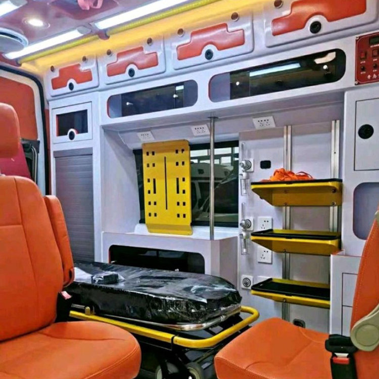 明溪长途救护车护送病人租赁价格
